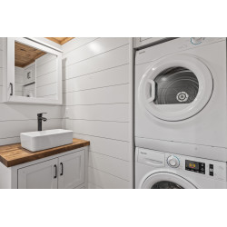 Boxcar Wood Tiny House USA 137154€ | Tiny House Market